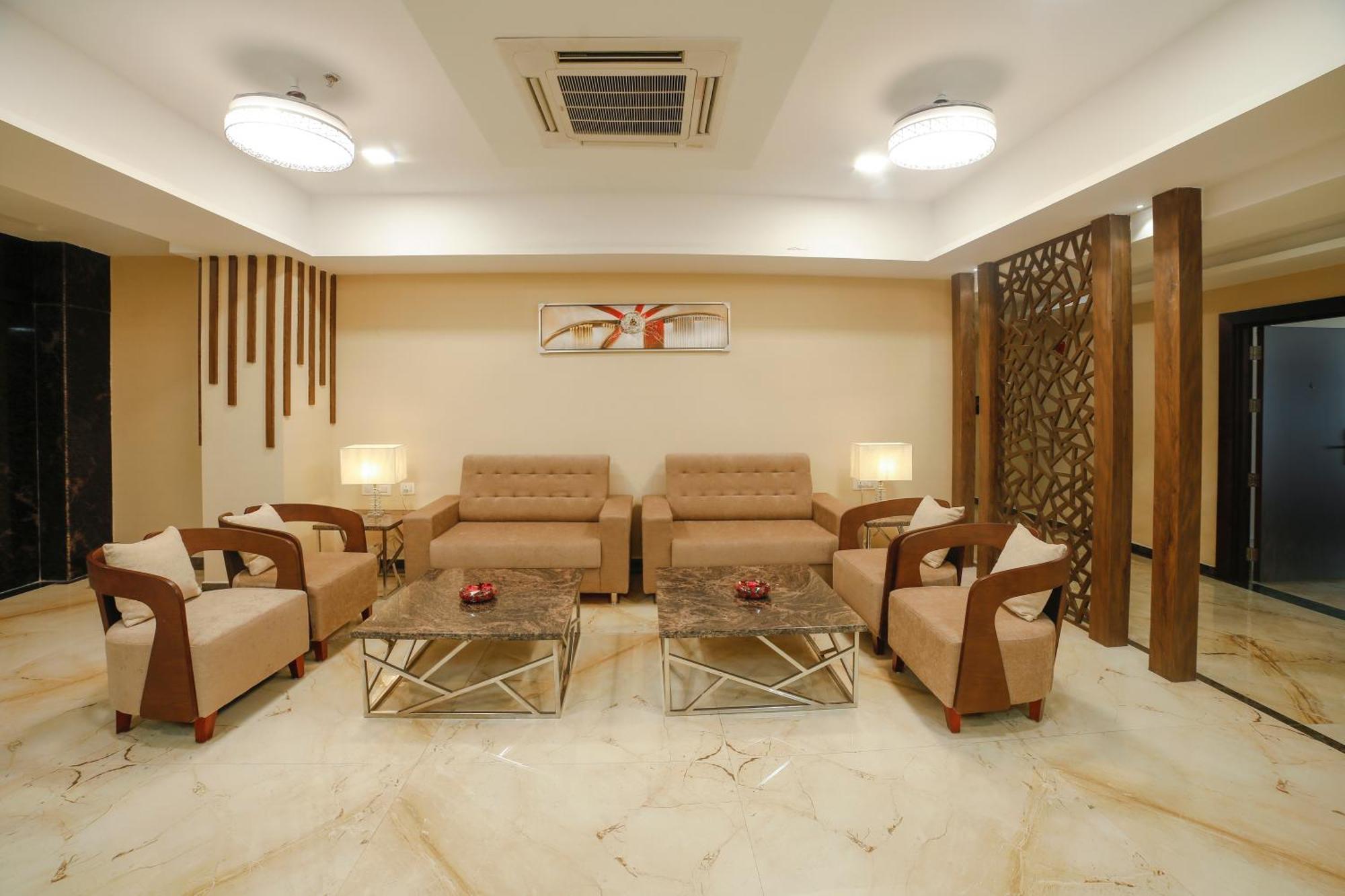 Hotel Annapurna De Royal Guntur Exterior photo